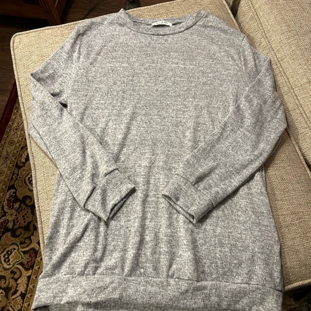 Gray Long Sleeve tunic fleece Sweater